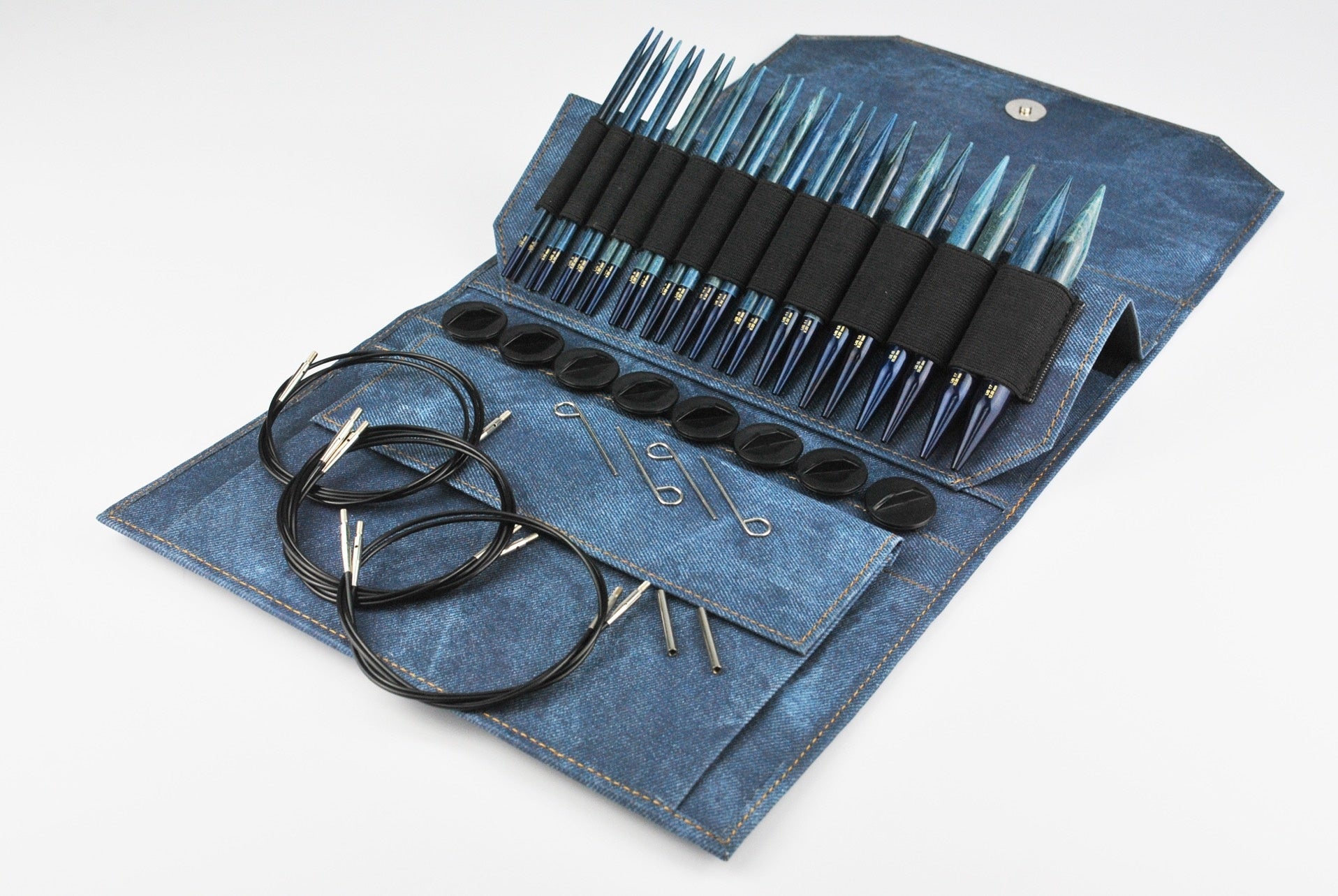 LYKKE Indigo 5 Interchangeable Circular Knitting Needle Set - Blue De –  Artisanthropy Fibre Arts