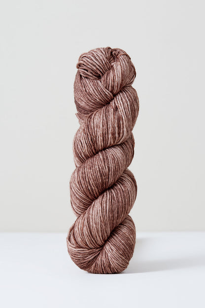 Urth Yarns Monokrom DK