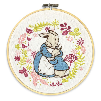 Beatrix Potter - Kit de broderie Mme Rabbit et Peter